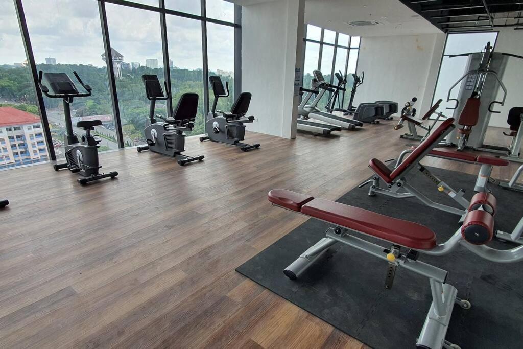 Kozi Square New Sgh Cozy Home Lv7D Kuching Buitenkant foto