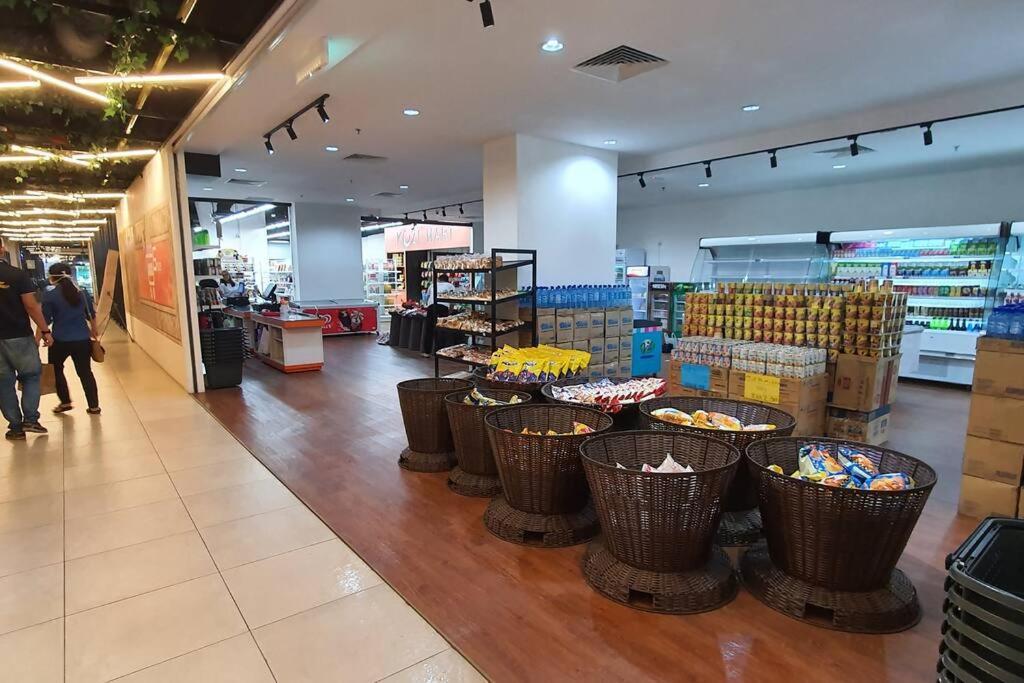 Kozi Square New Sgh Cozy Home Lv7D Kuching Buitenkant foto